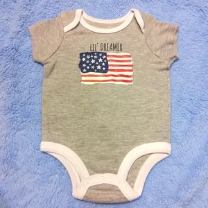 🎯 3 FOR $10🎯 Baby Bodysuit